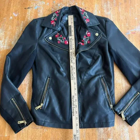 Kenneth Cole Reaction Moto Jacket Womens Small Black Faux Leather Floral Embroid - Picture 3 of 7